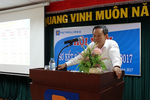 Phấn đấu gia tăng sản lượng bán lẻ
