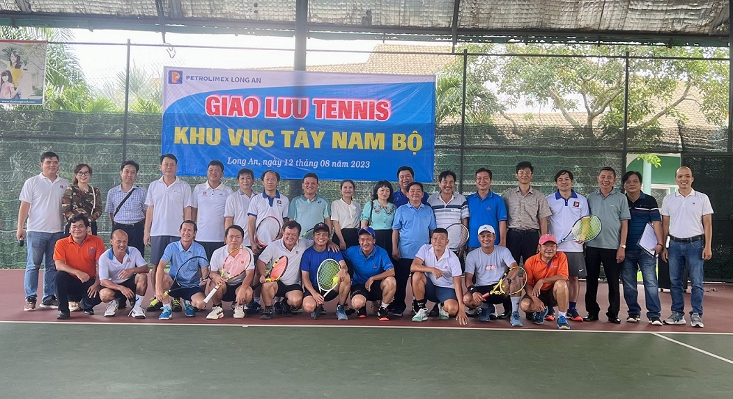 Hào hứng giao lưu tennis khu vực Tây Nam Bộ