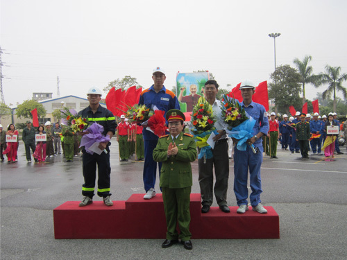 Xây dựng thế trận an ninh nhân dân