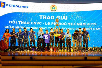 Sôi động và ý nghĩa chuỗi hoạt động chào mừng 90 năm Ngày thành lập Công đoàn Việt Nam