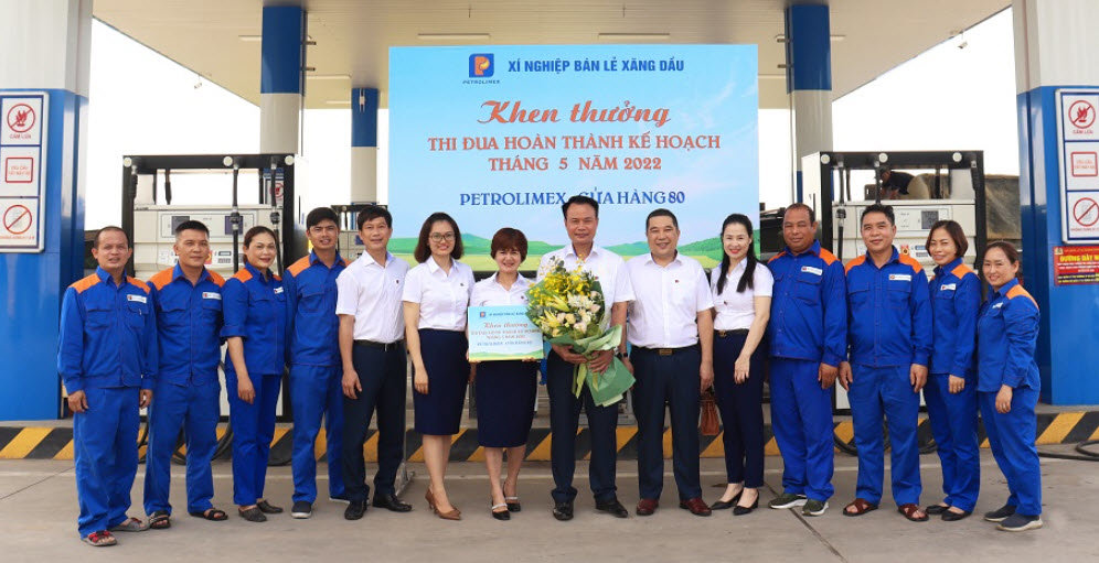 Triển khai hiệu quả phong trào thi đua gia tăng sản lượng tại Xí nghiệp Bán lẻ Xăng dầu (Kỳ III, Kỳ IV)