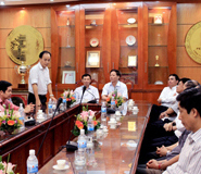 Đoàn học viên Lớp BDKTQP-AN Khóa 48 thăm Petrolimex Hà Nội