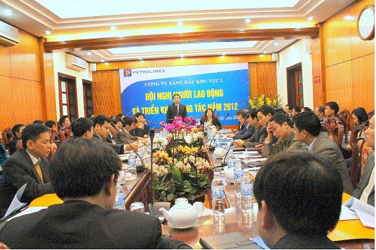 Hội nghị người lao động triển khai công tác năm 2012