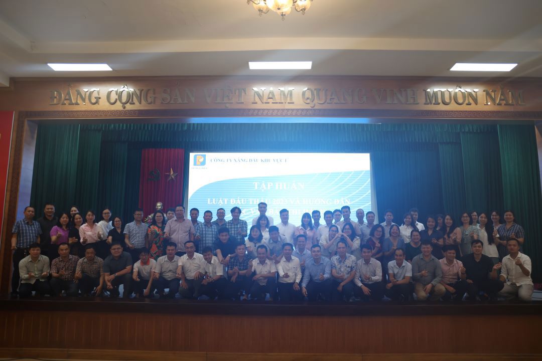 Công ty Xăng dầu Khu vực I tổ chức khóa Tập huấn Luật Đấu thầu 2023 và Hướng dẫn các văn bản thi hành