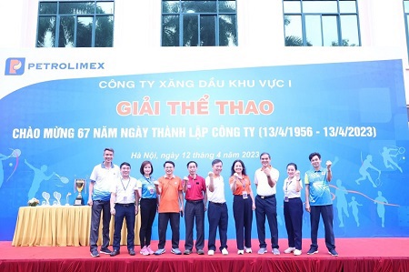 Mừng sinh nhật 67 năm Công ty Xăng dầu Khu vực I