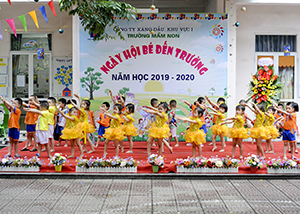 Ngày hội đến trường rực rỡ sắc hoa