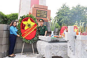 Công ty Xăng dầu khu vực I Quan tâm chia sẻ nỗi đau với người có công