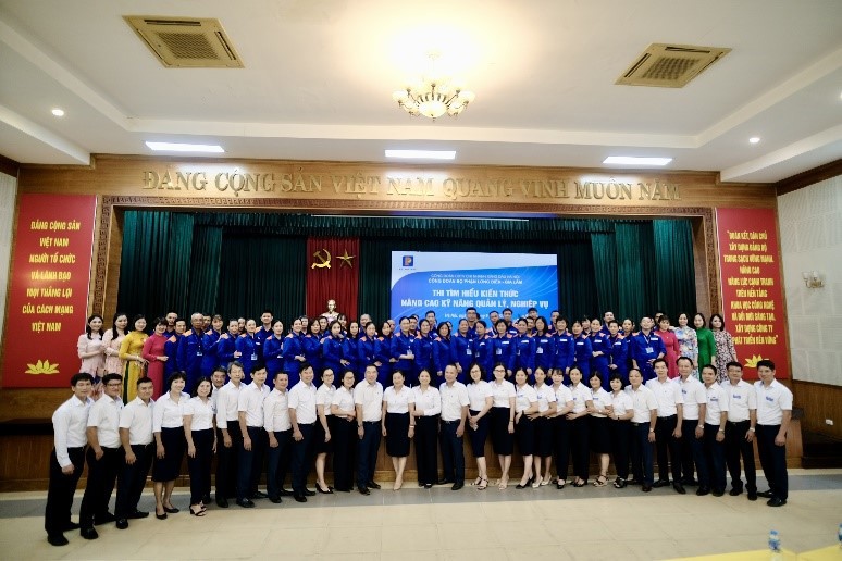 Triển khai hoạt động "tìm hiểu, tuyên truyền nâng cao kỹ năng quản lý, nghiệp vụ" cho đoàn viên- người lao động.