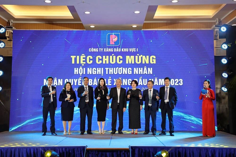 Hội nghị thương nhân nhận quyền bán lẻ Xăng dầu năm 2023