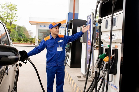 Triển khai sâu rộng, hiệu quả phong trào thi đua gia tăng sản lượng tại Xí nghiệp Bán lẻ Xăng dầu