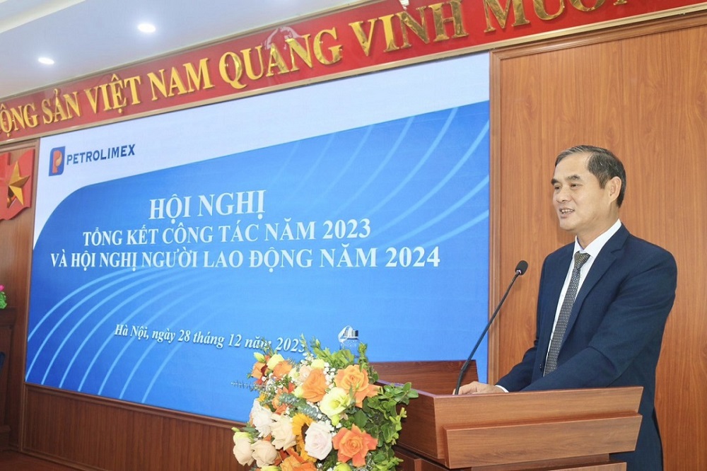 Tổng kho Xăng dầu Đức Giang tổ chức Tổng kết công tác năm 2023 và Hội nghị người lao động năm 2024.
