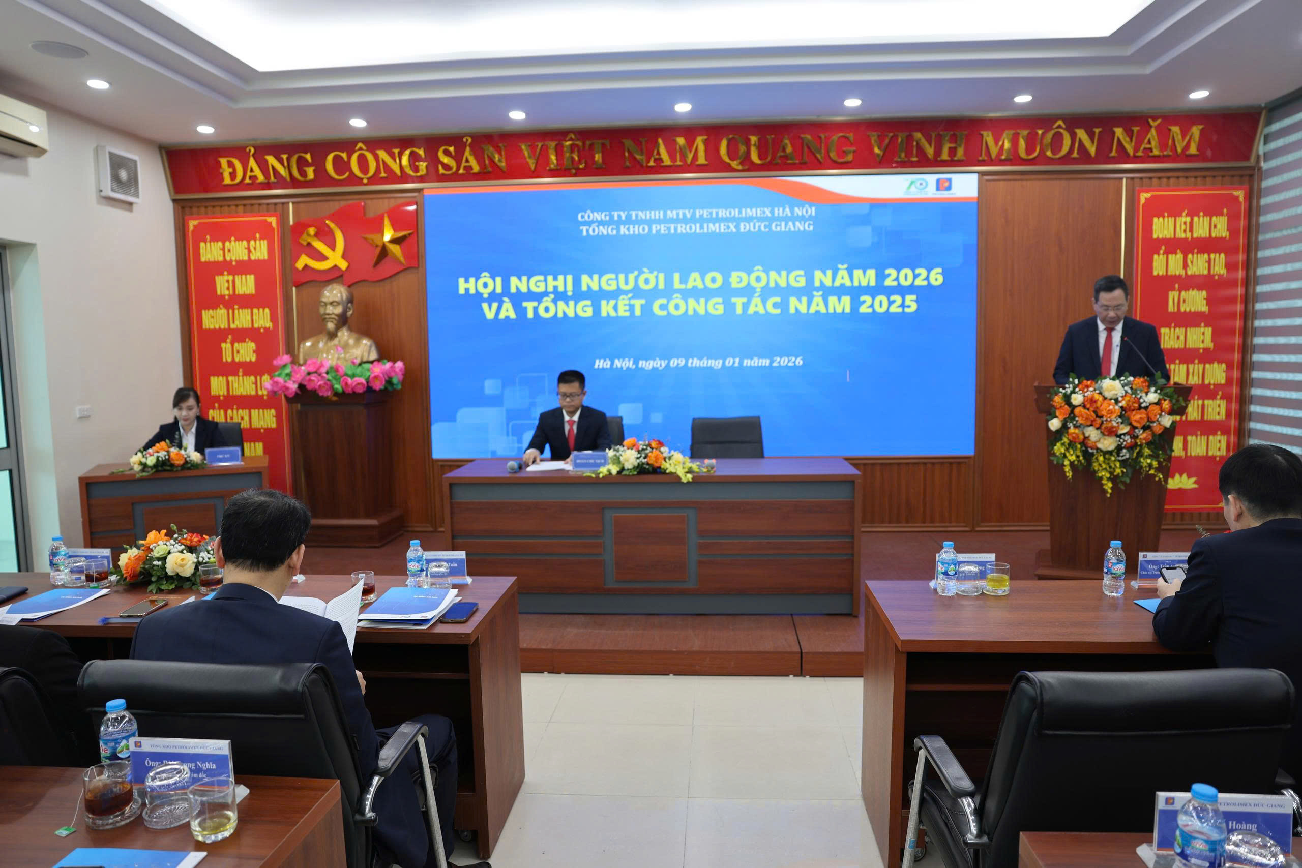 Tổng kho Petrolimex Đức Giang tổ chức Hội nghị Người lao động năm 2026 và Hội nghị tổng kết công tác năm 2025