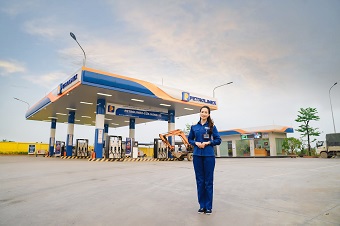 Những sắc màu rực rỡ tháng năm