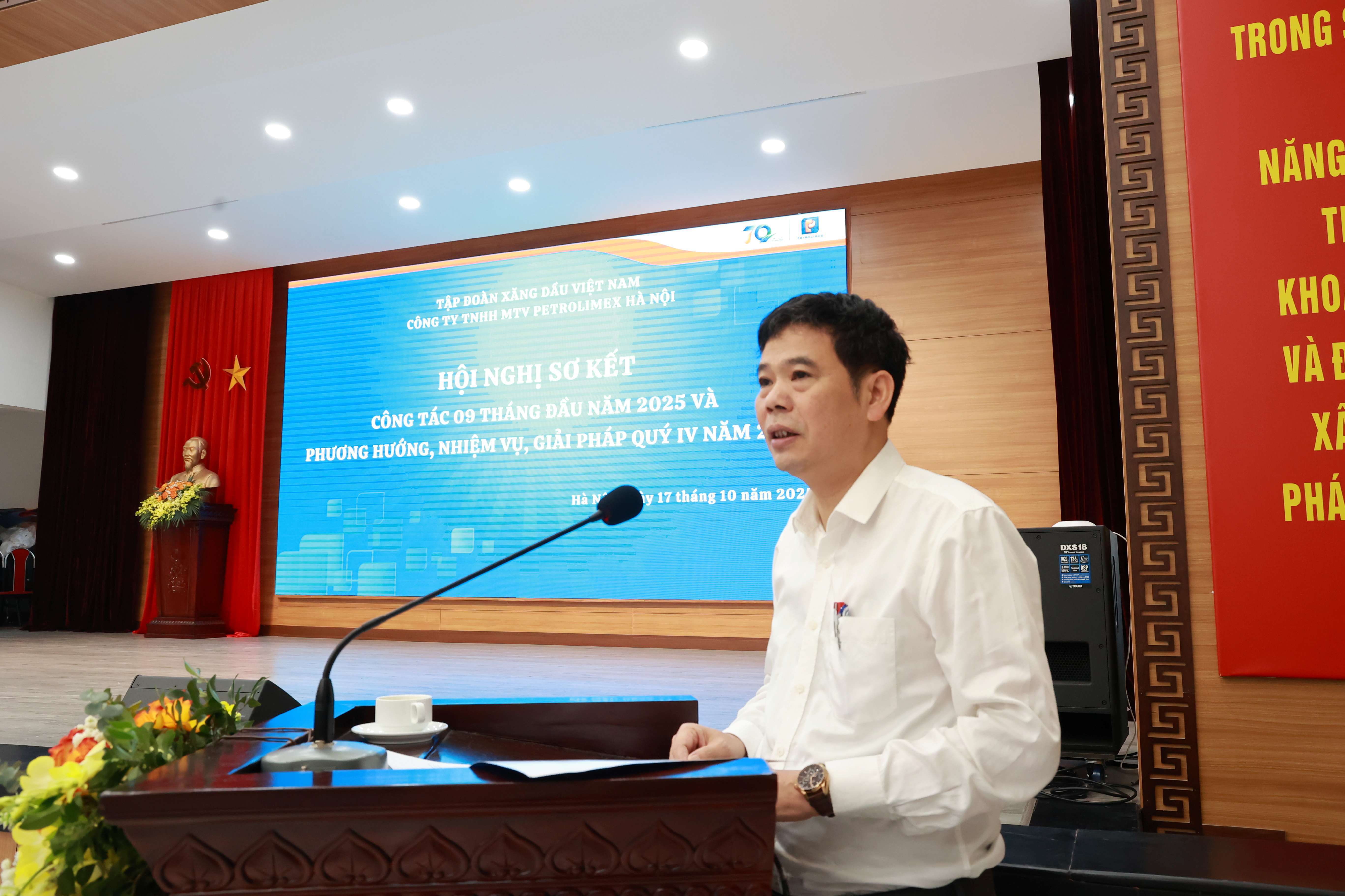 Công ty TNHH MTV Petrolimex Hà Nội tổ chức Hội nghị  sơ kết công tác 9 tháng đầu năm 2025 và phương hướng, nhiệm vụ quý IV năm 2025