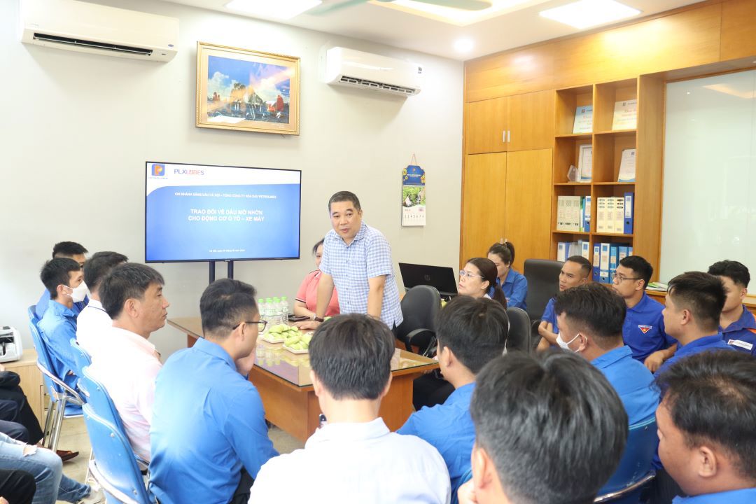 Chương Trình đào tạo: Nâng cao kỹ năng tiếp thị Và thay Dầu mỡ nhờn (Ngày hội bán hàng năm 2024 Chi nhánh Xăng dầu Hà Nội) của Đoàn thanh niên Chi nhánh xăng dầu Hà Nội