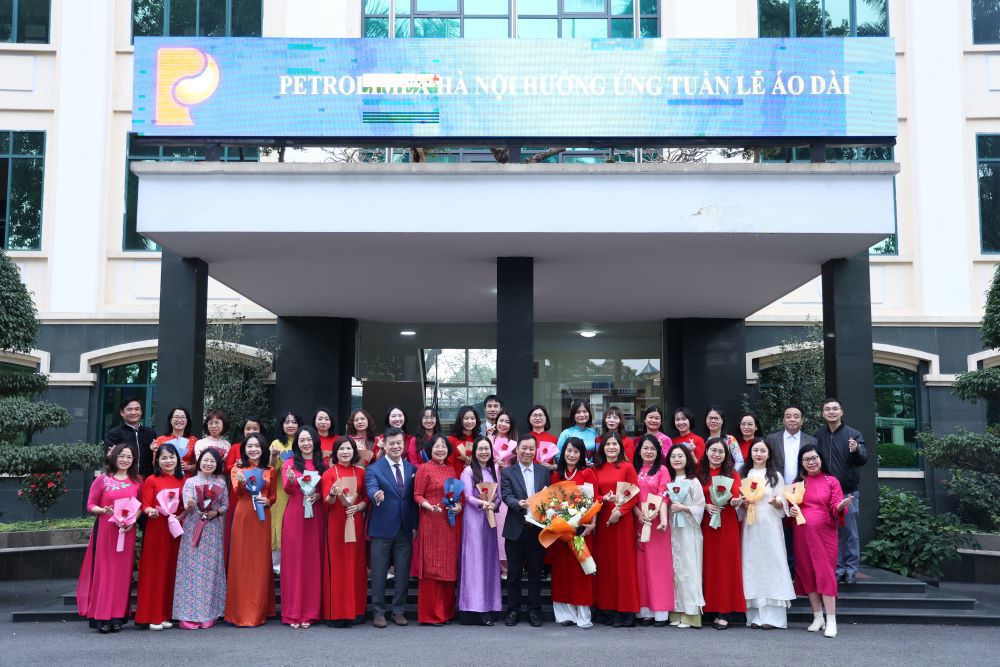 Tuần lễ áo dài - Rạng rỡ vẻ đẹp truyền thống