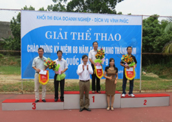 Giao lưu Thể thao  với Khối Doanh nghiệp dịch vụ tỉnh Vĩnh Phúc