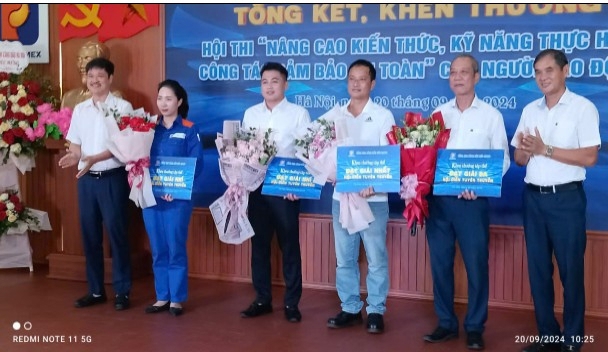 Người đảng viên gương mẫu