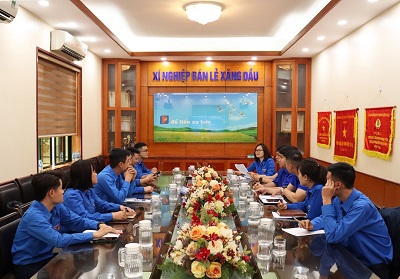 Thanh niên thi đua lập thành tích- xung kích, sáng tạo vượt khó khăn