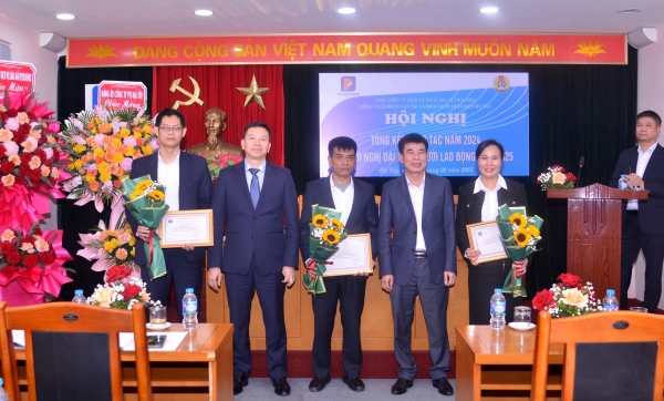 Không ngừng nâng cao chất lượng dịch vụ, nâng cao năng lực cạnh tranh, phấn đấu hoàn thành mọi nhiệm vụ năm 2025.