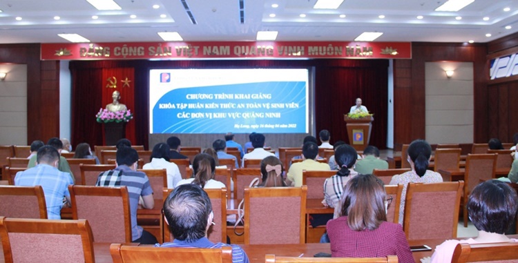 Tập huấn kiến thức An toàn vệ sinh lao động