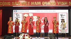 Khai xuân Mậu Tuất 2018