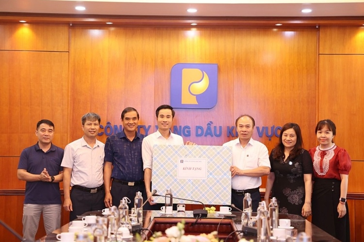 Đoàn TN Petrolimex Quảng Ninh và Petrolimex Hà Nội trao đổi kinh nghiệm công tác Đoàn