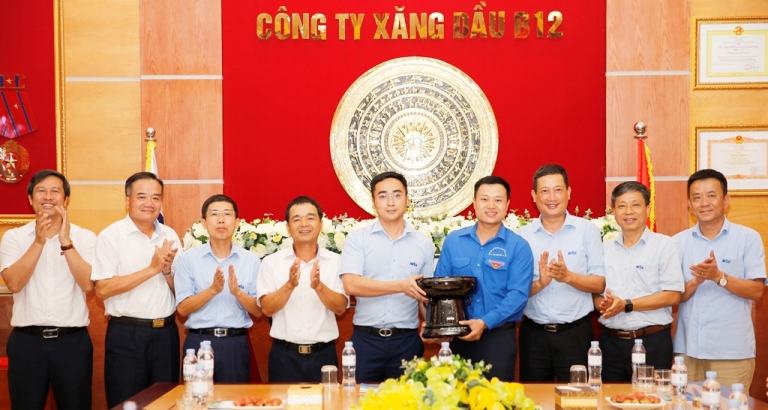 Giao lưu - đoàn kết -  hợp tác cùng phát triển