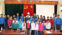 "Áo ấm mùa đông" đến với hộ gia đình, học sinh nghèo huyện Ba Chẽ