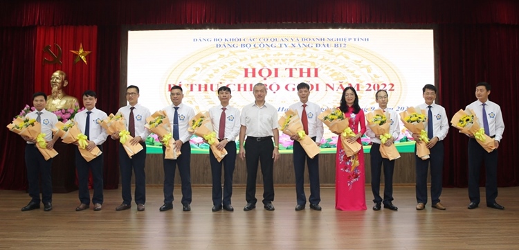 Đảng bộ Công ty Xăng dầu B12 tổ chức thành công Hội thi Bí thư Chi bộ giỏi năm 2022