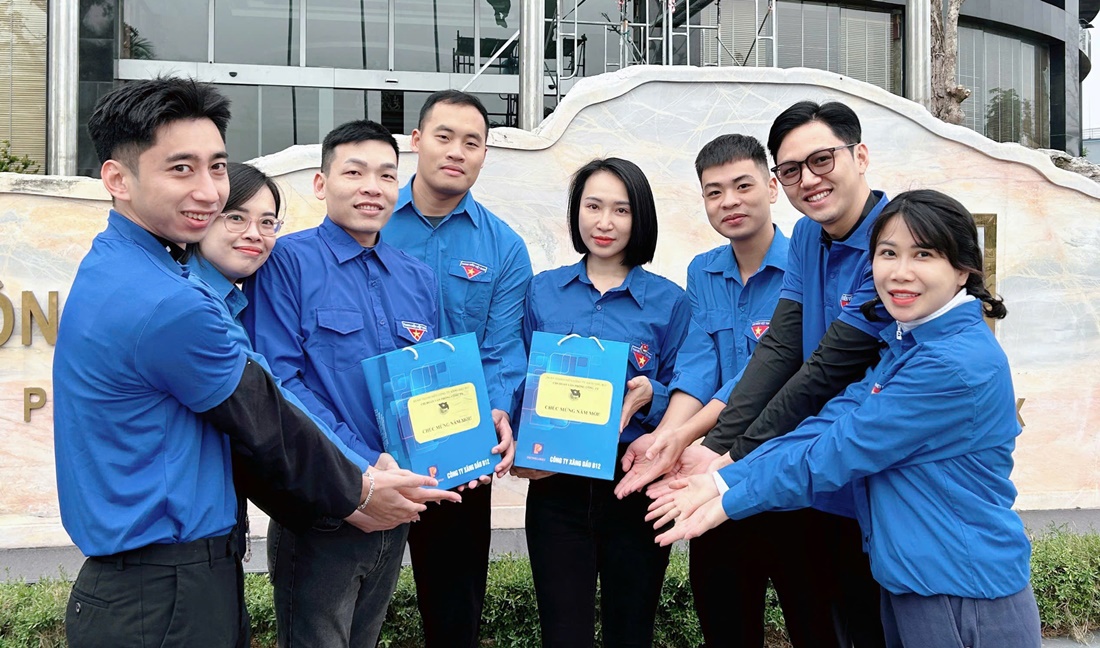 Chuỗi hoạt động ý nghĩa của Chi đoàn Văn phòng Công ty Xăng dầu B12 trước thềm Tết Nguyên đán Ất Tỵ năm 2025
