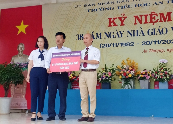 CNXD Hải Dương hỗ trợ trường Tiểu học An Thượng 30 triệu đồng