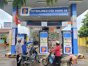 Petrolimex-Cửa hàng 26 – Đơn vị dẫn đầu về tăng trưởng sản lượng bán lẻ trong hệ thống cửa hàng của XNXD K131