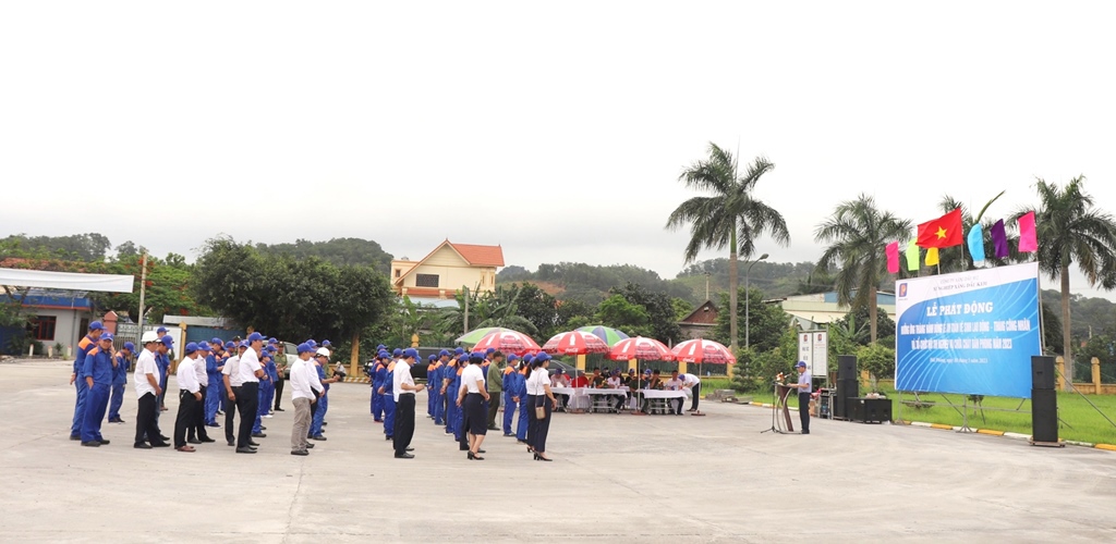 XNXD K131 tổ chức Hội thi thực hành chữa cháy hưởng ứng Tháng ATVSLĐ năm 2023