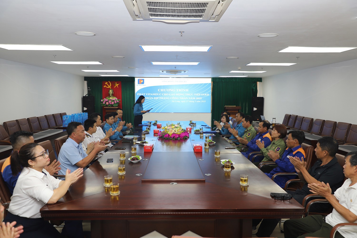 Chăm lo sức khỏe  cho người lao động tại các vị trí SXKD trực tiếp nhân dịp Tháng Công nhân năm 2025