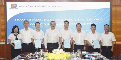 Tăng cường sự phối hợp trong công tác kinh doanh dầu mỡ nhờn Petrolimex