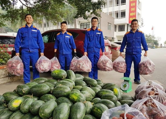 Mỗi trái dưa, triệu tấm lòng vì đồng bào Gia Lai
