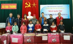 Chương trình tình nguyện "Ấm áp nghĩa tình"