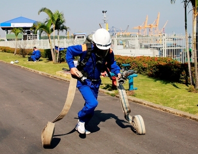 Nâng cao năng lực PCCC-CNCH, đảm bảo an toàn an ninh cảng biển tại Cảng dầu B12