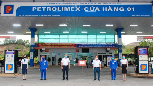 Biểu dương, khen thưởng Petrolimex-Cửa hàng 01, 17 và 25