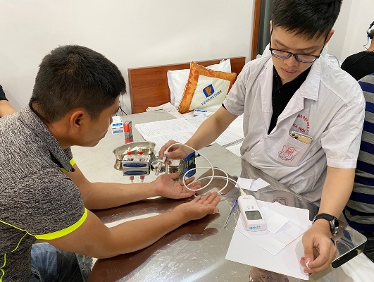 Quan tâm, chăm lo sức khỏe người lao động