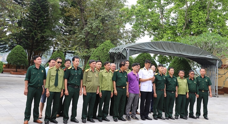 Cựu chiến binh Petrolimex Quảng Ninh dâng hương, tưởng niệm các Anh hùng Liệt sỹ Pò Hèn