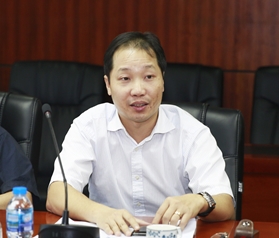 Phó TGĐ Petrolimex Nguyễn Quang Dũng làm việc tại B12