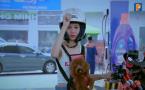 Tình huống 11/15: Bơm xăng tràn ra xe của khách hàng