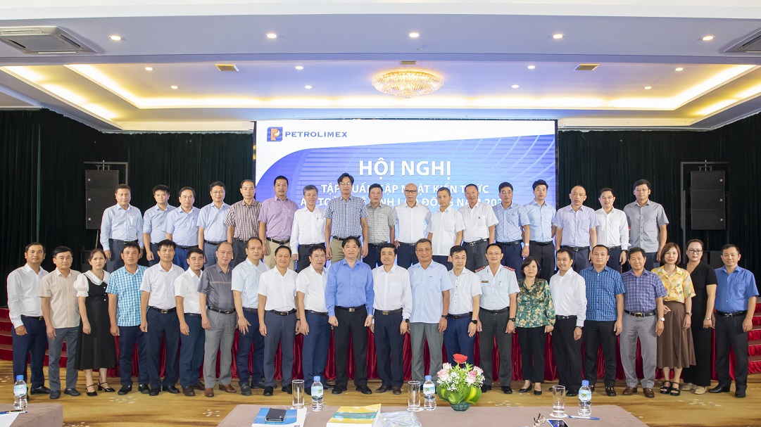 Hội nghị tập huấn công tác An toàn vệ sinh lao động năm 2023 của Tập đoàn xăng dầu Việt Nam