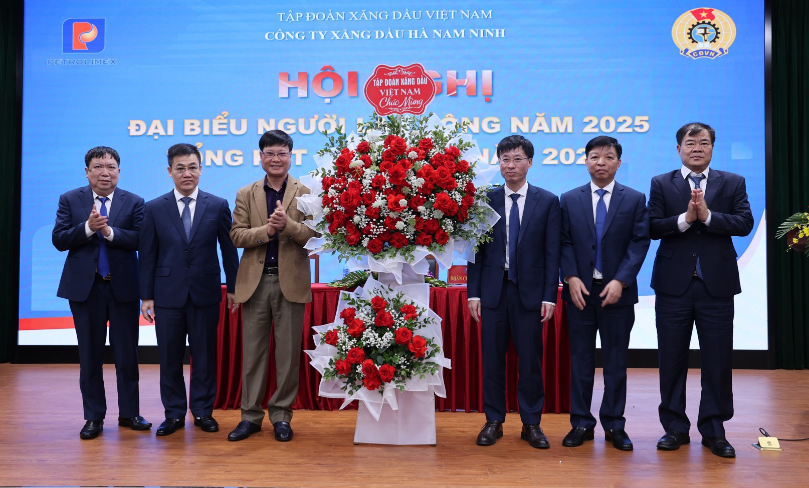 Hội nghị đại biểu người lao động năm 2025 và Tổng kết công tác năm 2024
