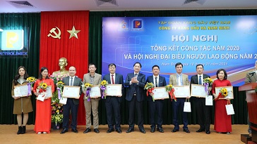 Hội nghị người lao động 2021: Vững vàng trong thử thách để tiến xa hơn.