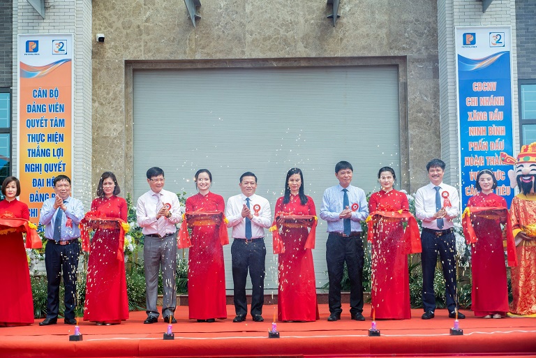 Chi nhánh xăng dầu Ninh Bình khánh thành trụ sở văn phòng mới