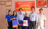 Petrolimex Tiền Giang nhận phụng dưỡng Mẹ Việt Nam Anh hùng Nguyễn Thị Chi