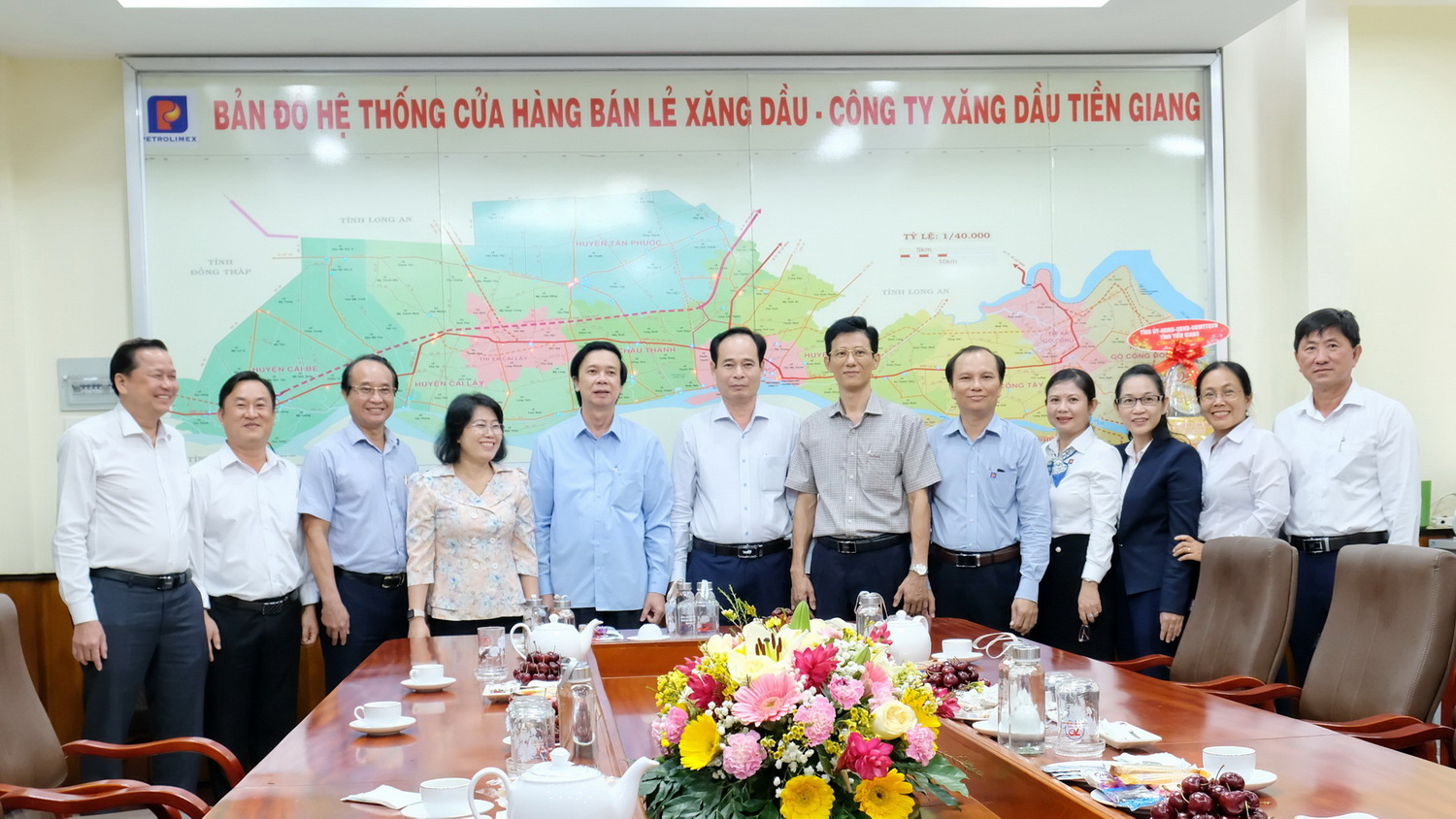 Bí thư Tỉnh ủy Tiền Giang đến thăm và chúc Tết Petrolimex Tiền Giang